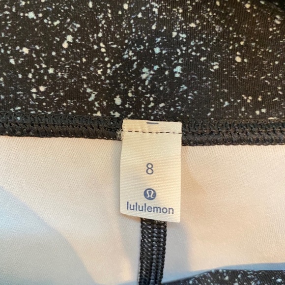 Lululemon Wunder Under High Rise 17” Crop - Picture 8 of 8